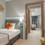 Hotel Arcanus Trendline Side
