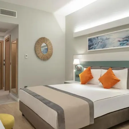 Arcanus Trendline Hotel 5*