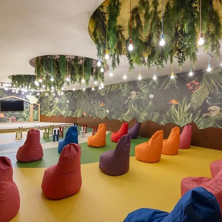 Отель Arcanus Trendline