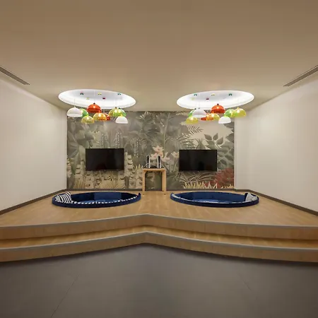 Hotel Arcanus Trendline